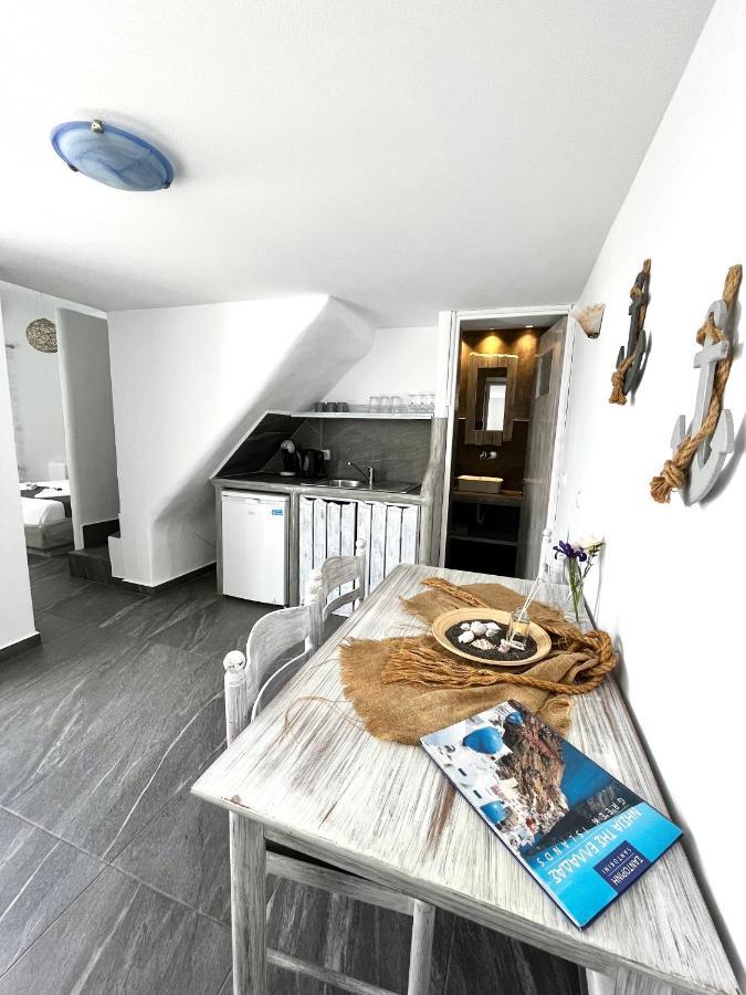 Alonistra Oia Houses Foinikiá Eksteriør bilde